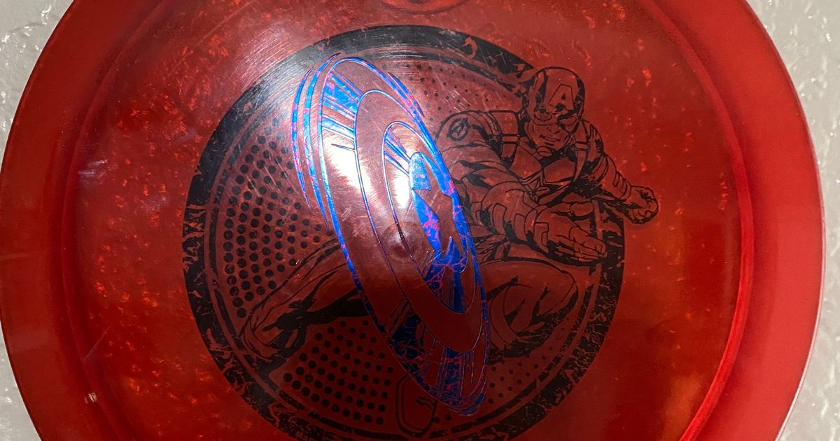 Disc Golf Wall Hanger by Sn0v3r Download free STL model