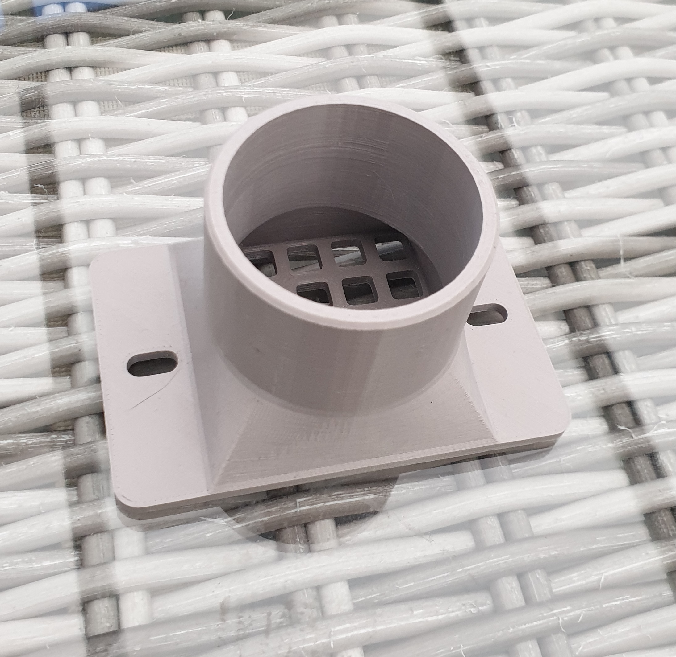 Miniatura 3 do modelo 3D Gutter drop