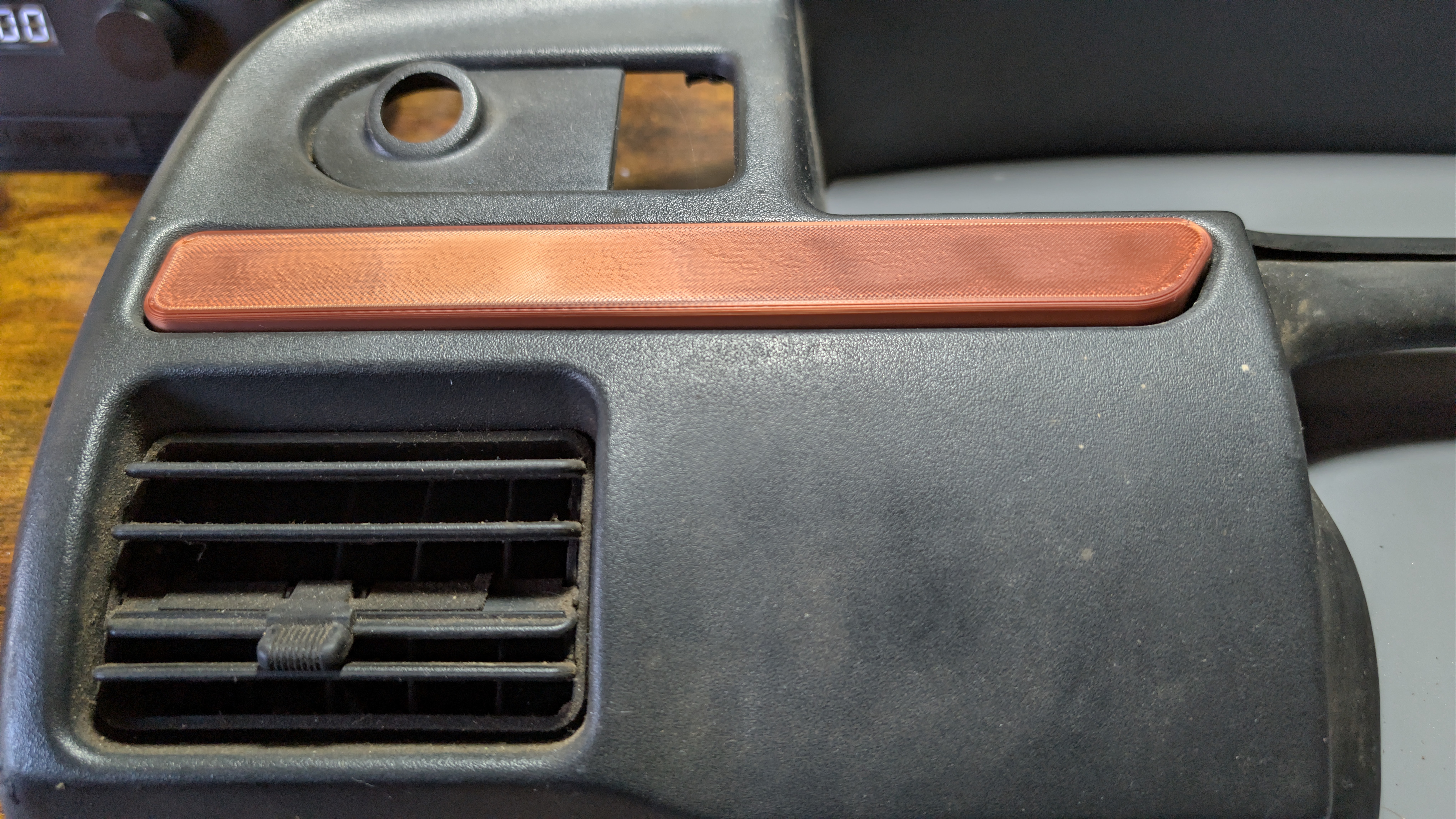 OBS Ford Bronco Driver Side Dash Trim — miniatura 4