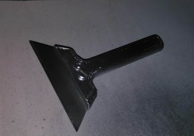 Scrapper for stanley cutter blade