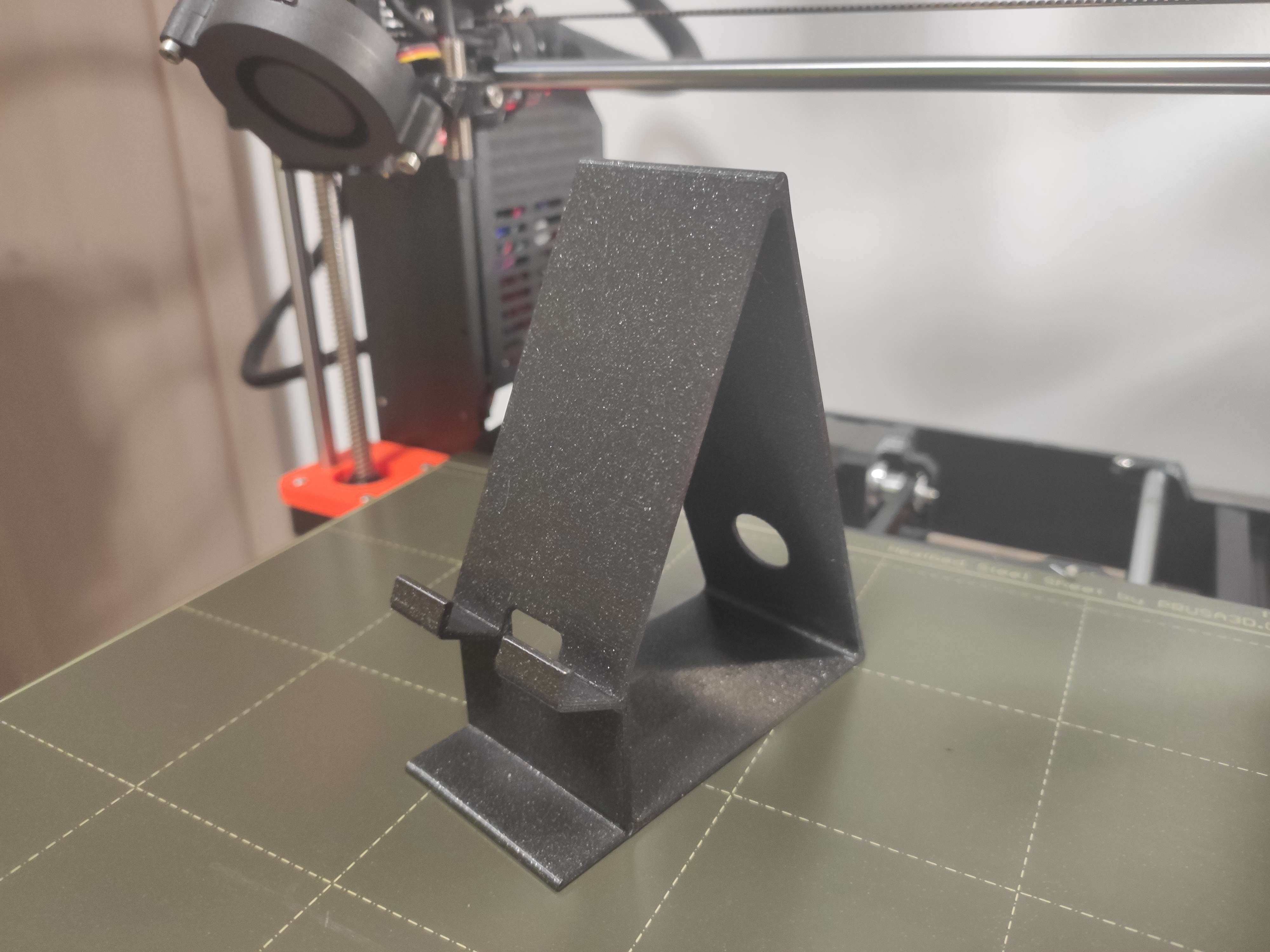 Phone Stand by Br0ben0 | Download free STL model | Printables.com