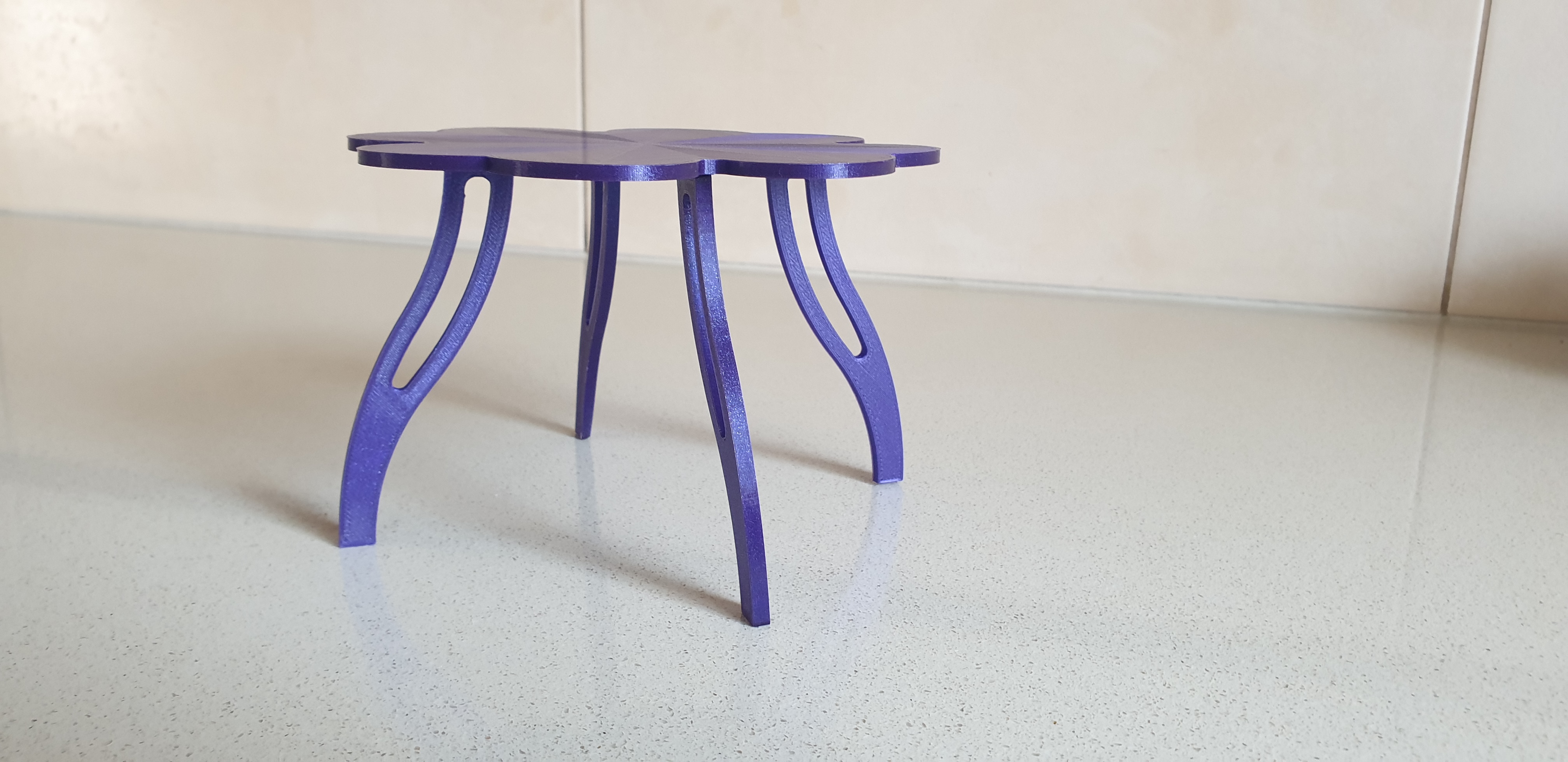 Miniatura 3 do modelo 3D Doll table