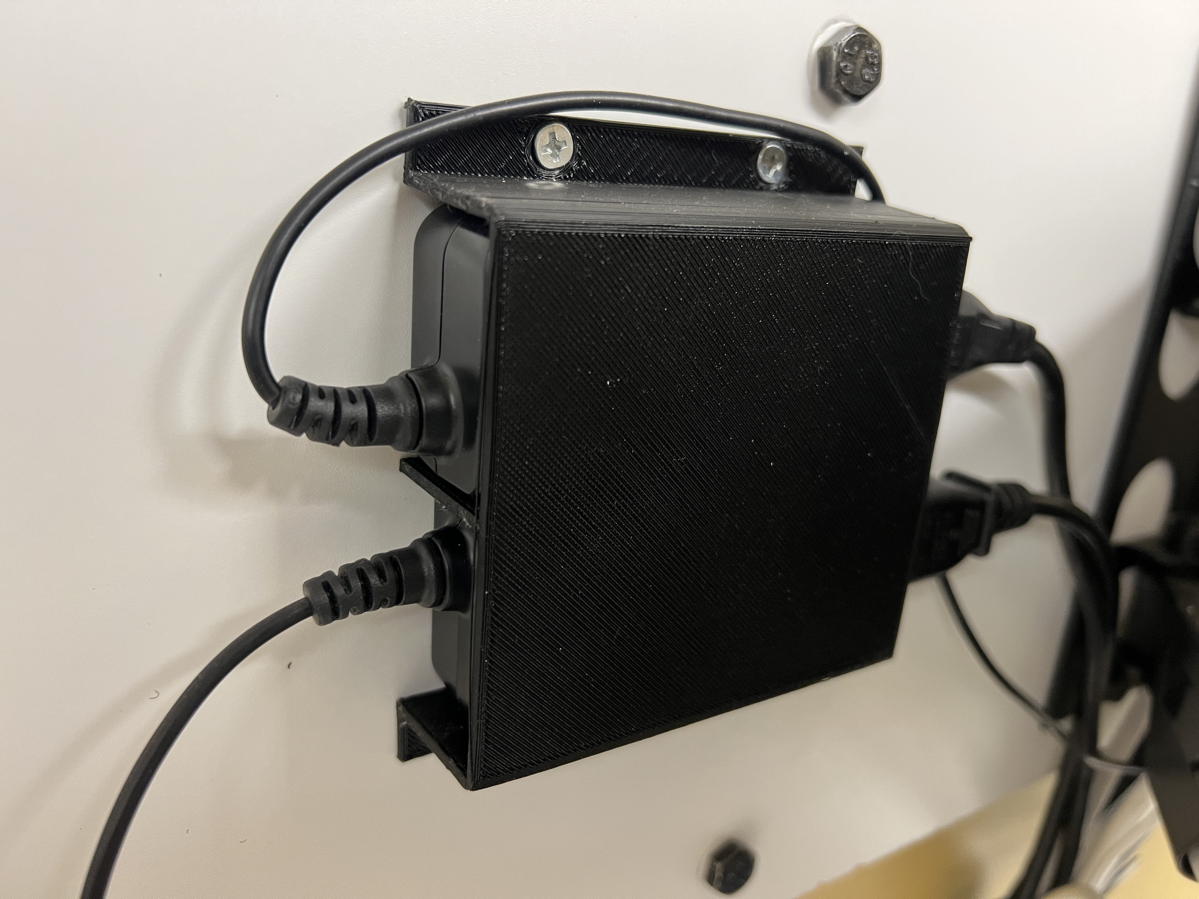 Double power supply mount