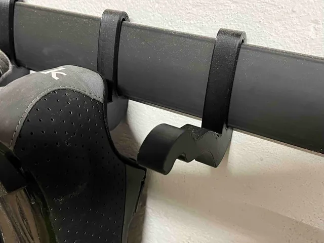 Rubbermaid FastTrack shoe holder