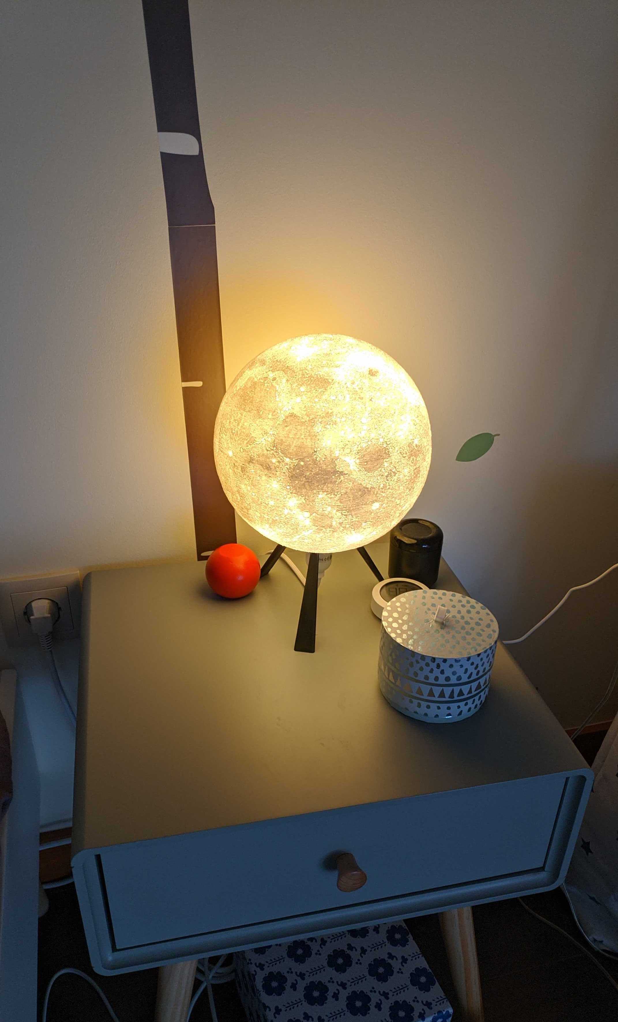 Remix of Moon Lamp Light base for E14 Sockets
