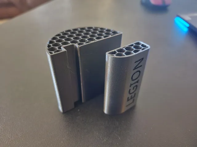 Legion 7 Gen 7 laptop stand