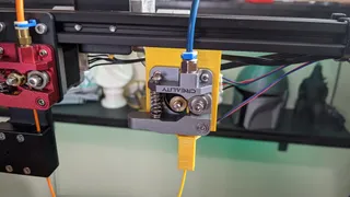 Extruder Mount with Runout Sensor for Extrusion Mounting