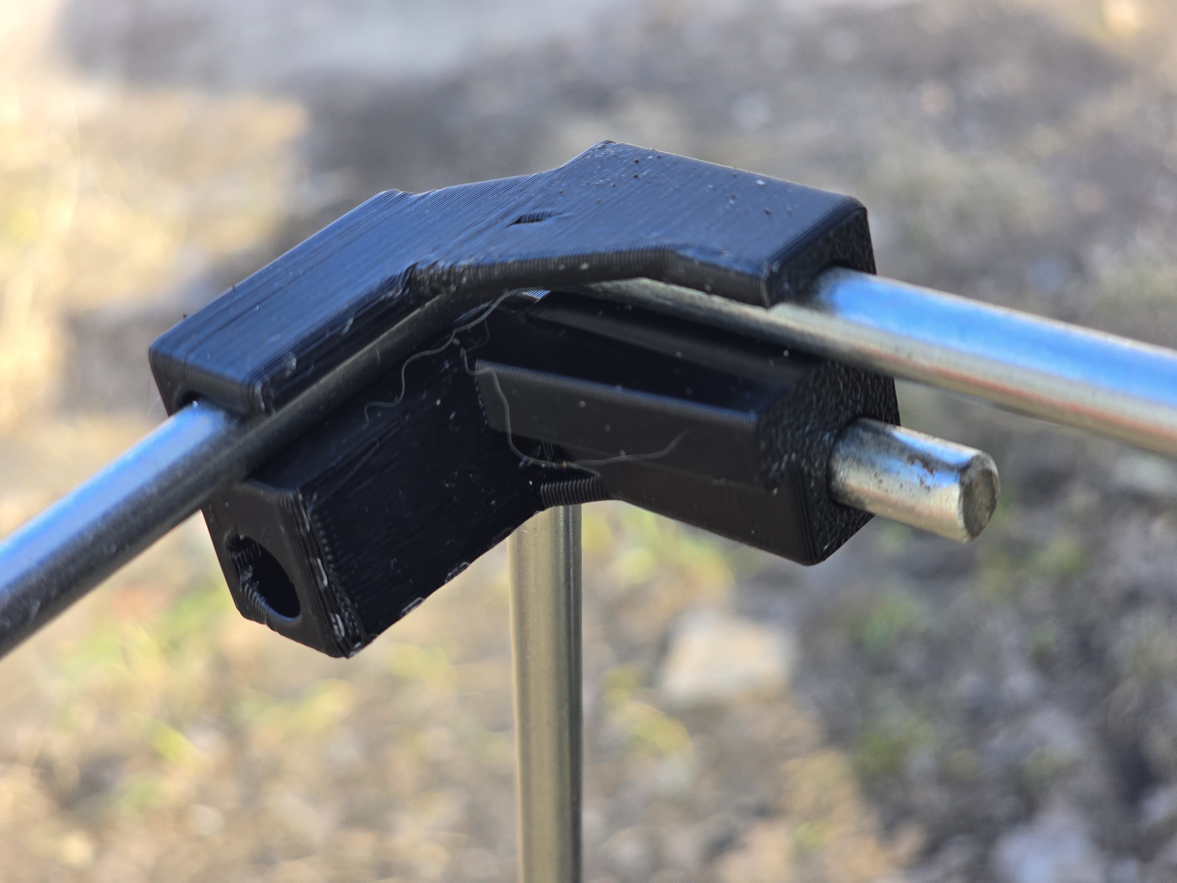 WIRED GARBAGE FRAME CLIP. — miniatura 2