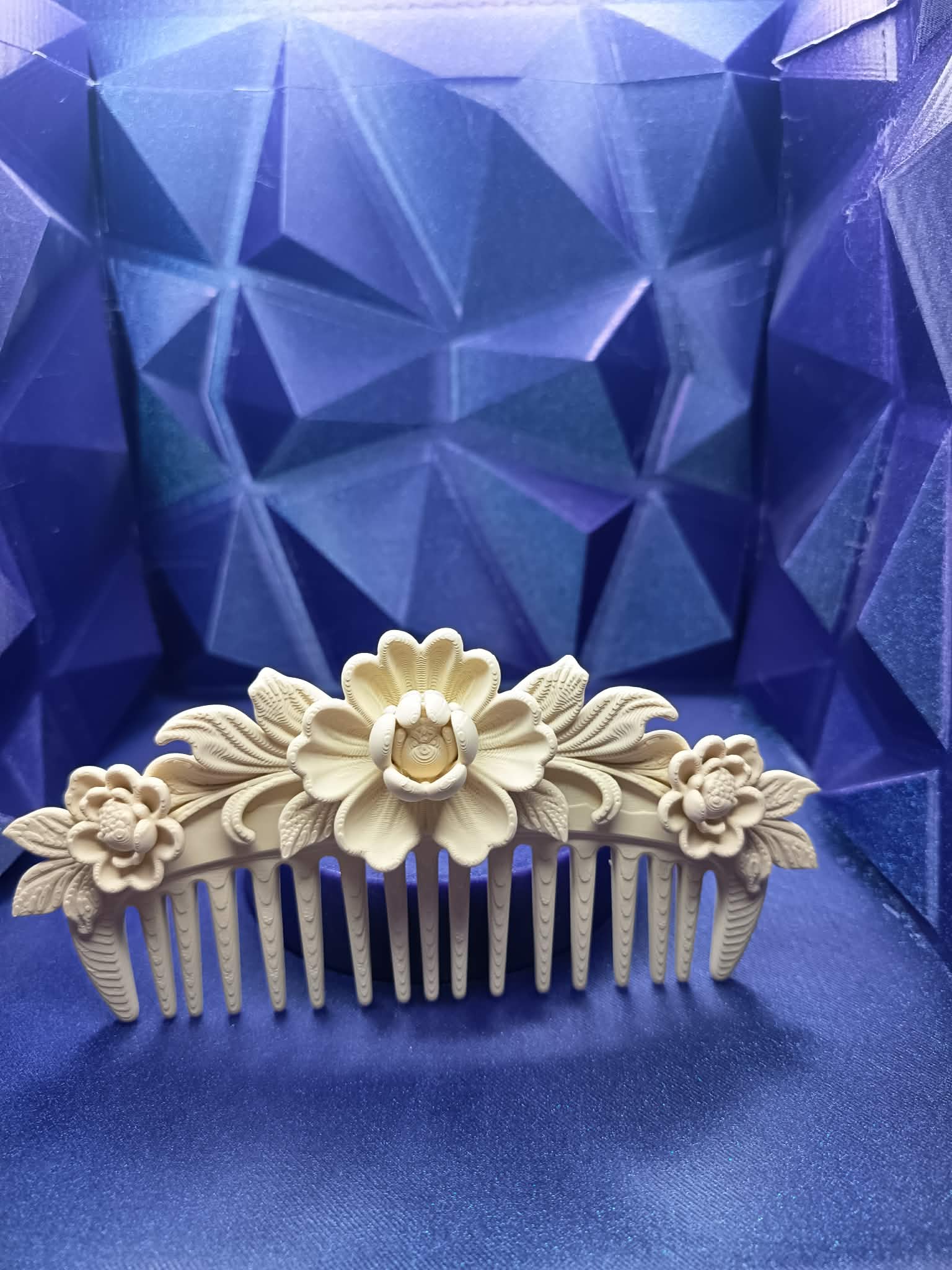Floravine Daily Comb