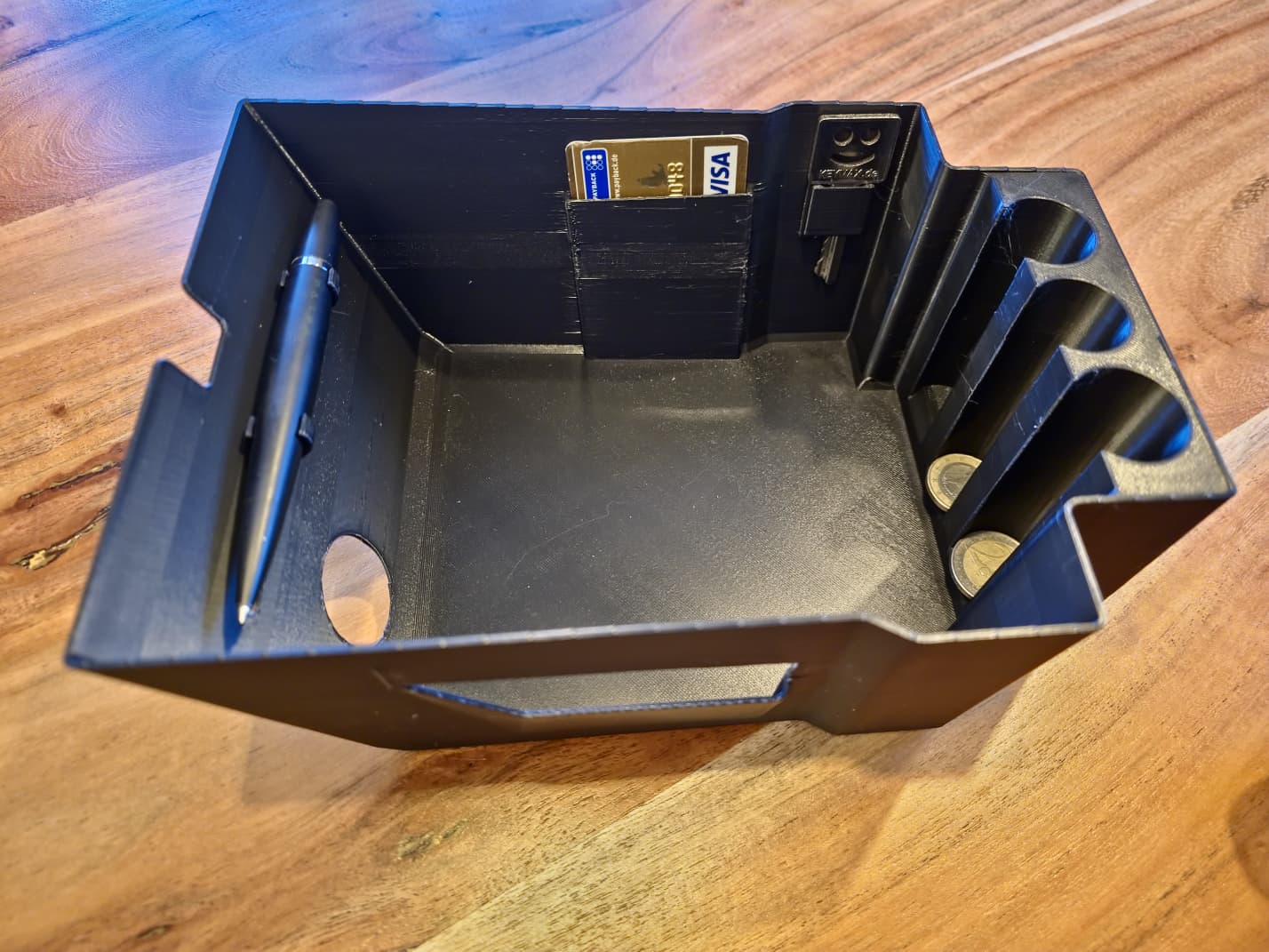 Volvo XC90 T8 Center Console Organizer (MY 2025. 5 and later)