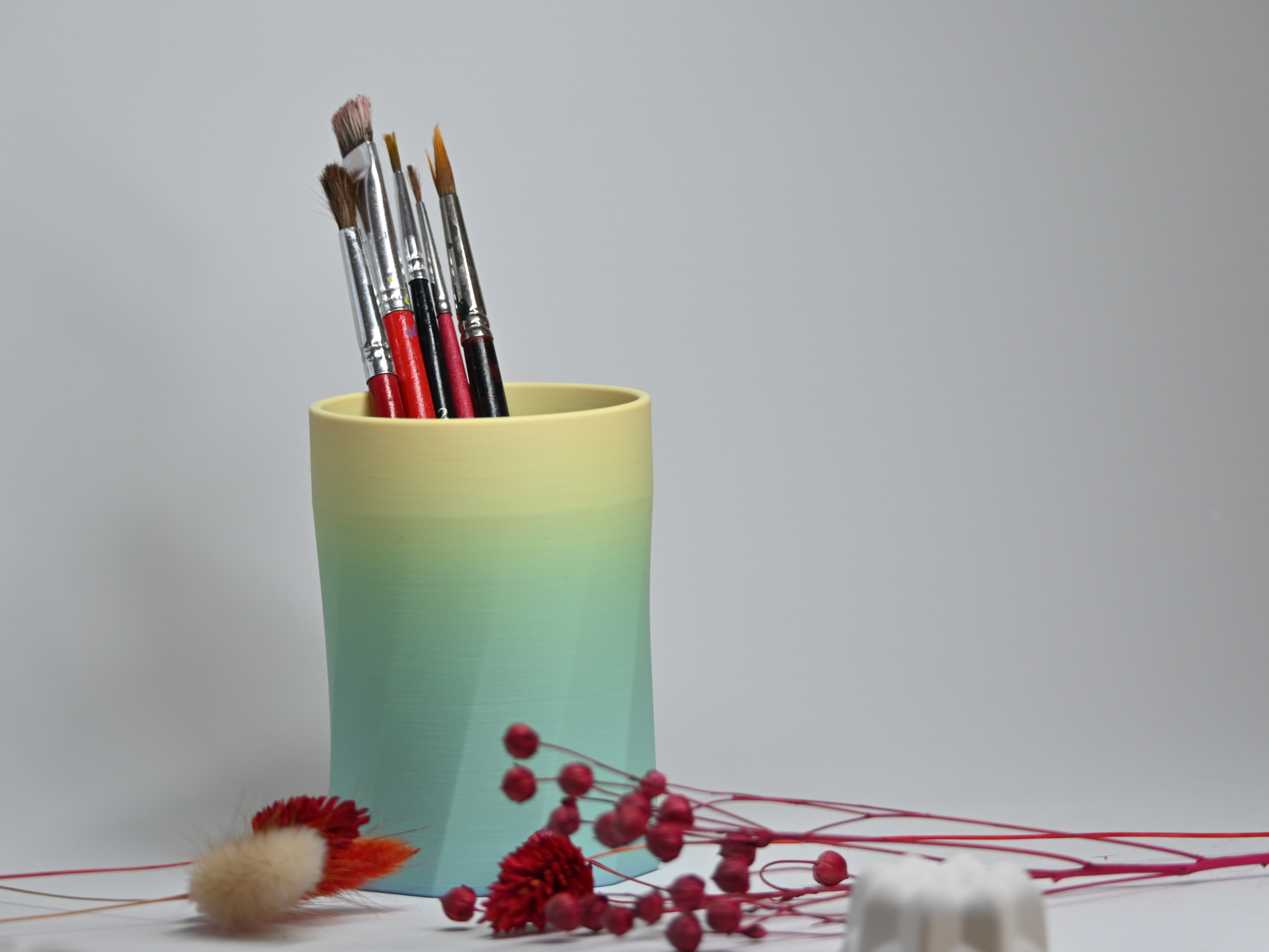 Twisted Pen Holder