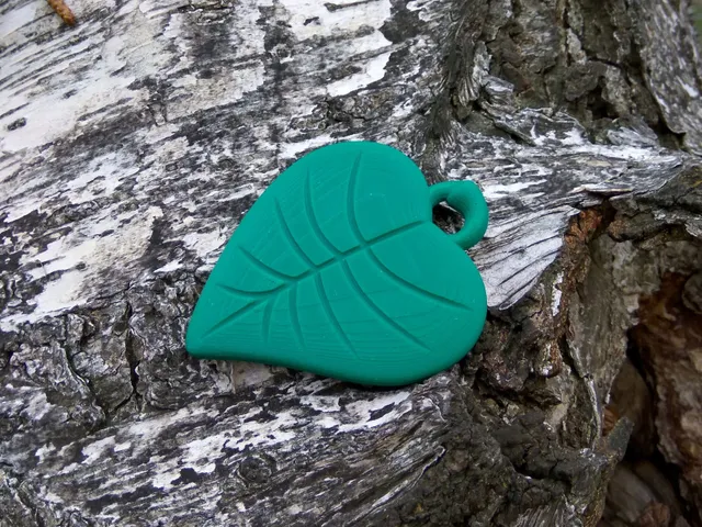 Leaf Pendant