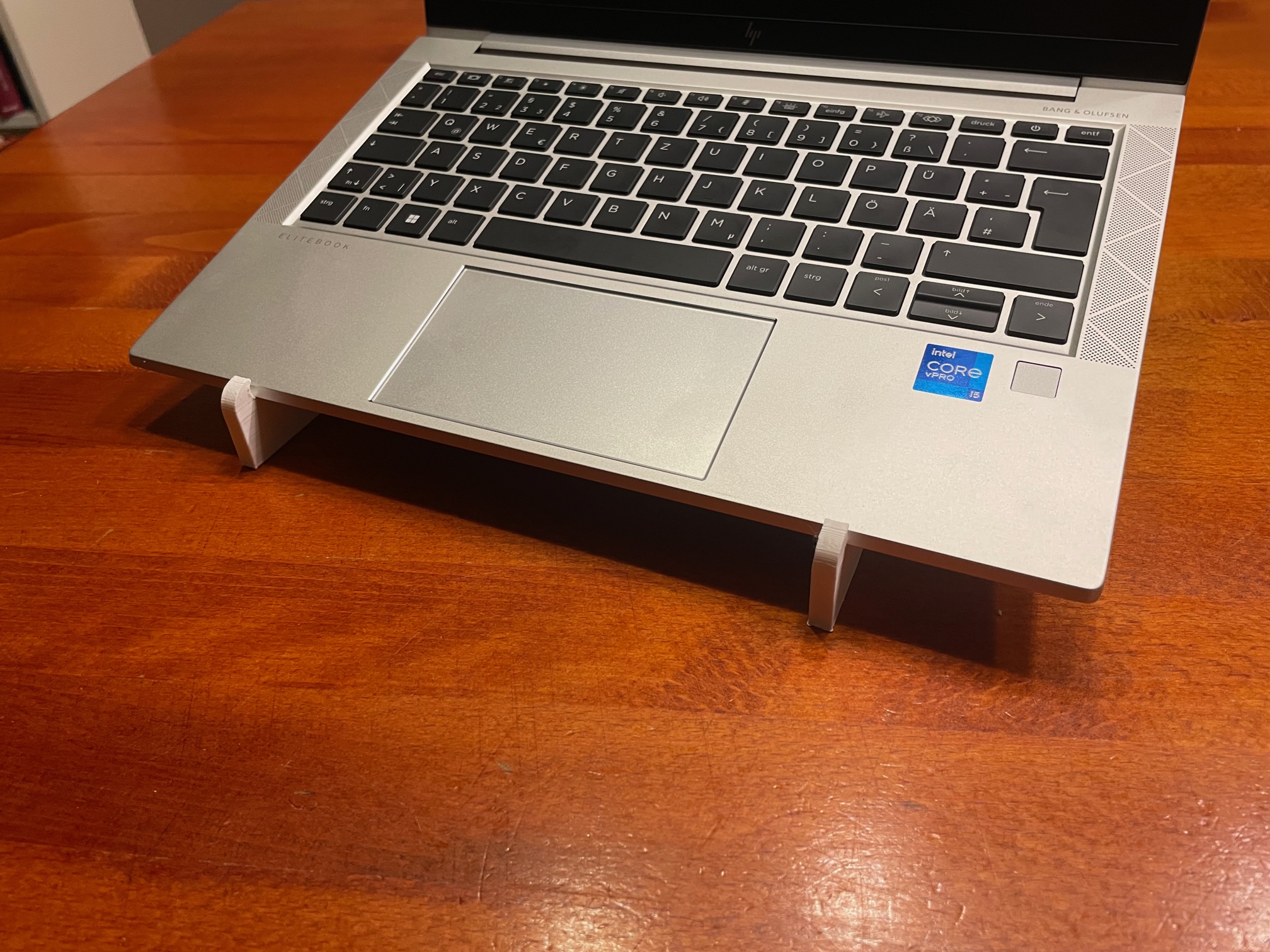 Laptop Stand for the HP Elitebook 830 GB by Peranco Download free STL