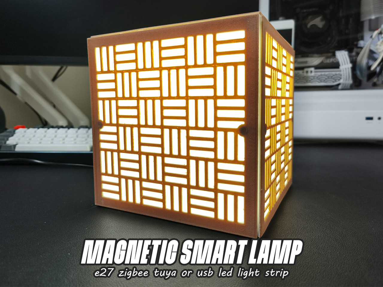 Smart Cube Lamp With Swappable Magnetic Plates