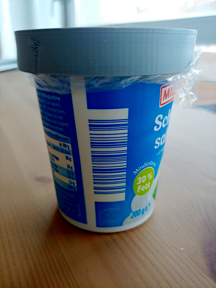 Cover for jogurt cup // Deckel für Joghurt- oder Sahnebecher