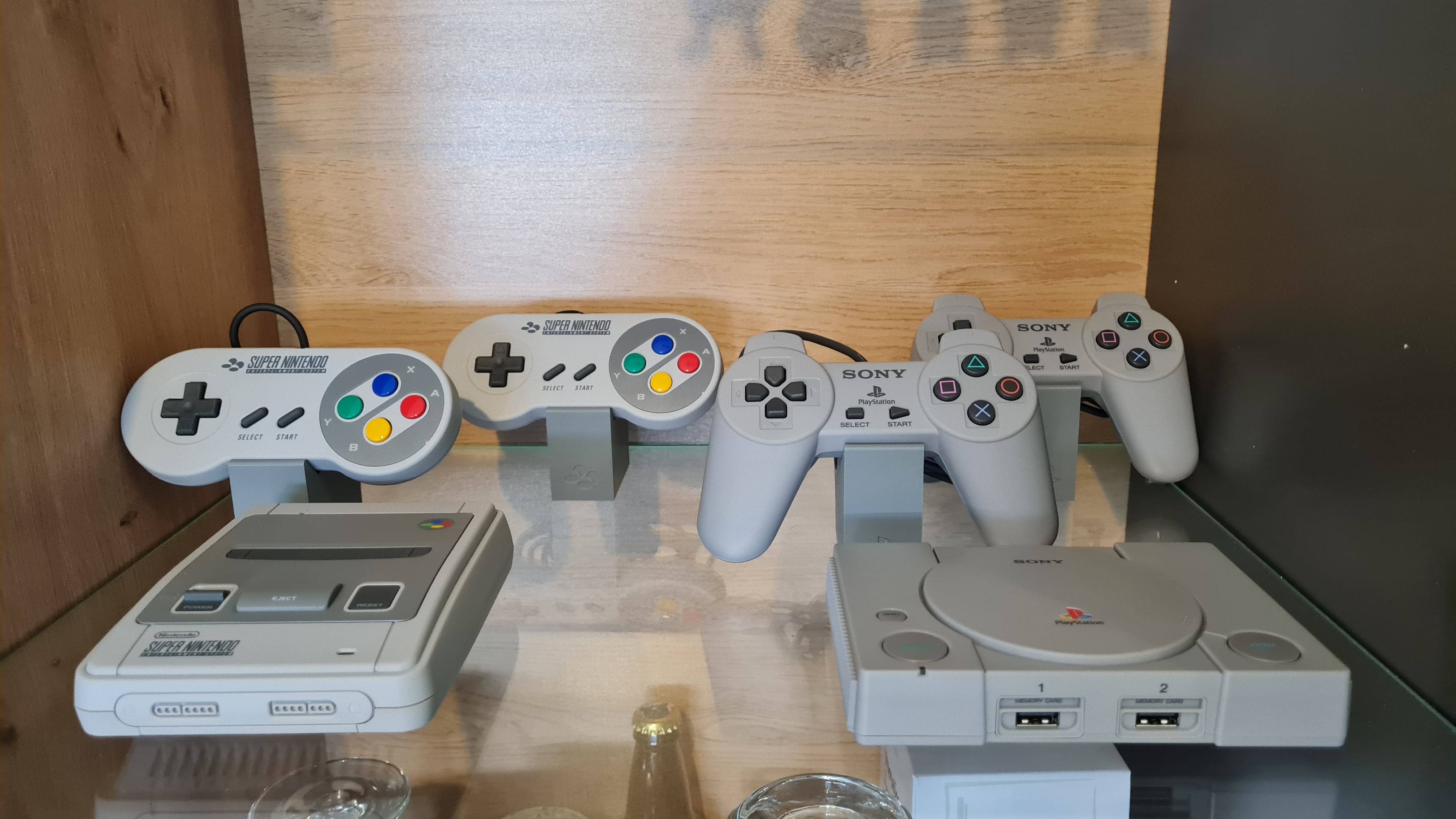SNES Controller Stand by Mr. Kit Download free STL model