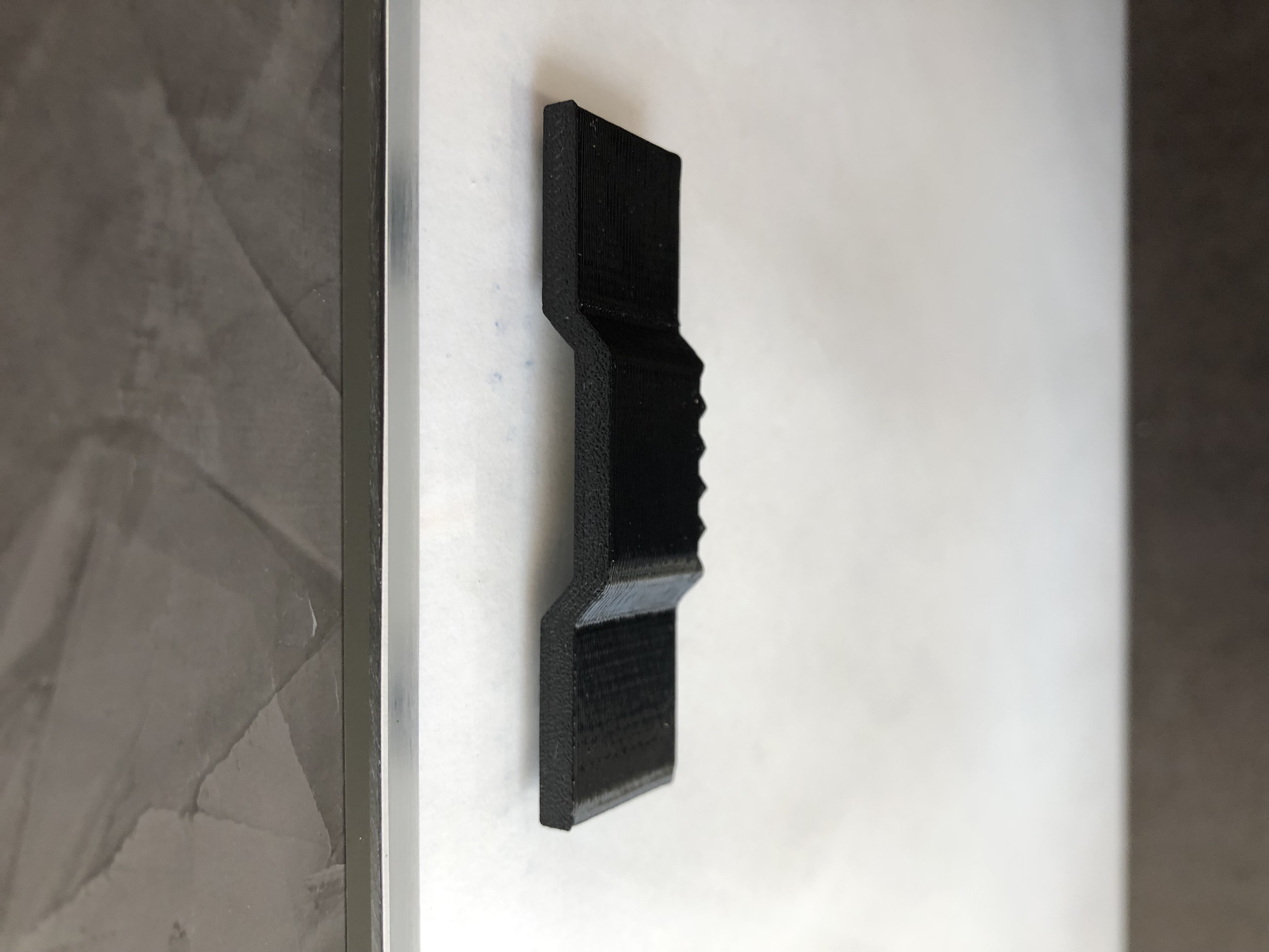 PAINTING HANGER by FJNS Download free STL model