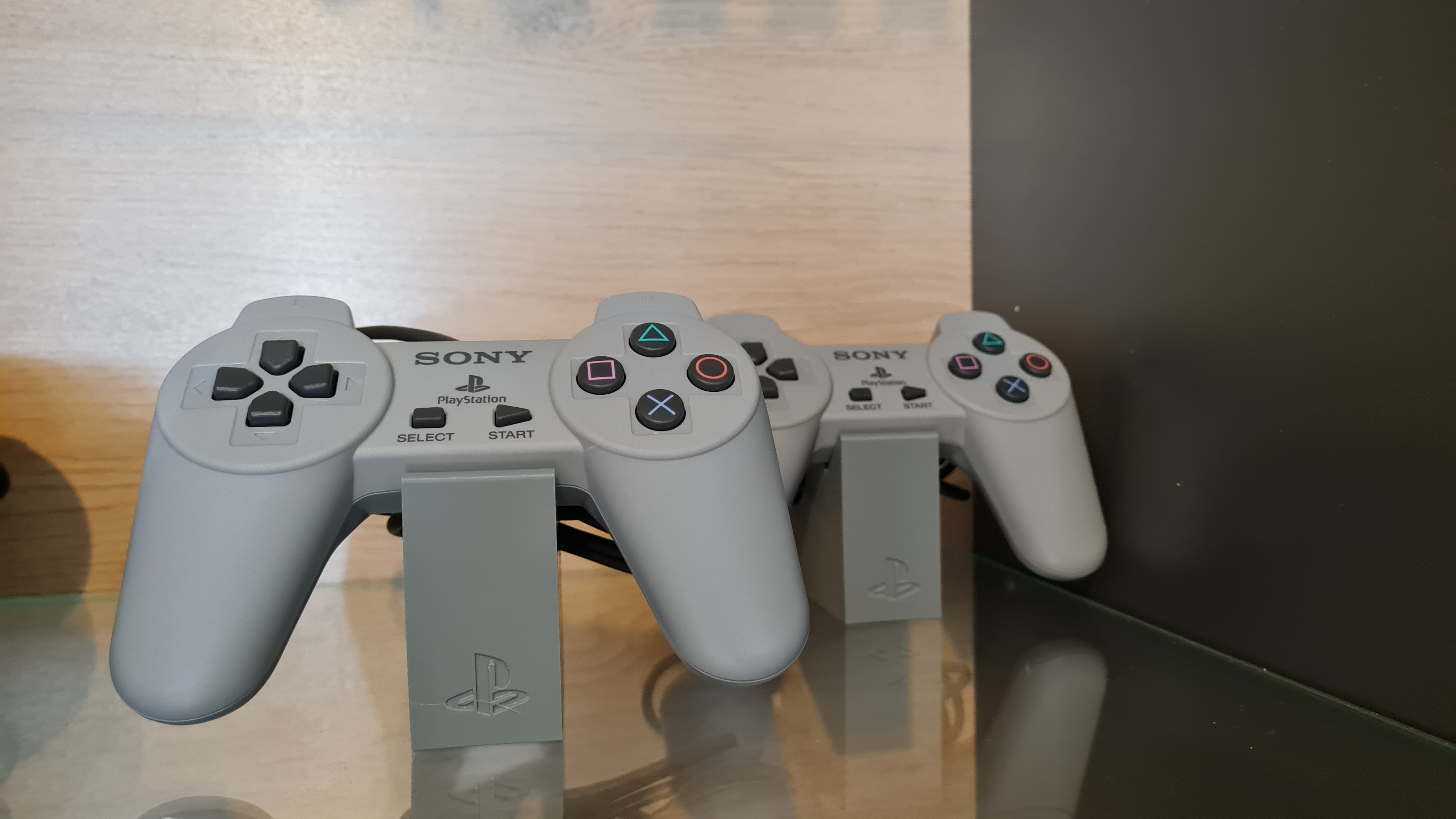 PS classic Controller Stand