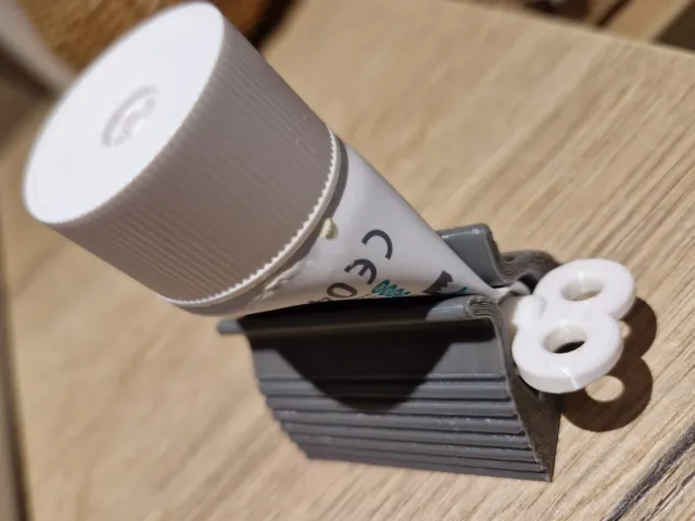 Toothpaste Roller