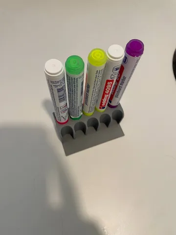Simple Marker Holder for 10 markers (compatible with markers with +15mm markers)