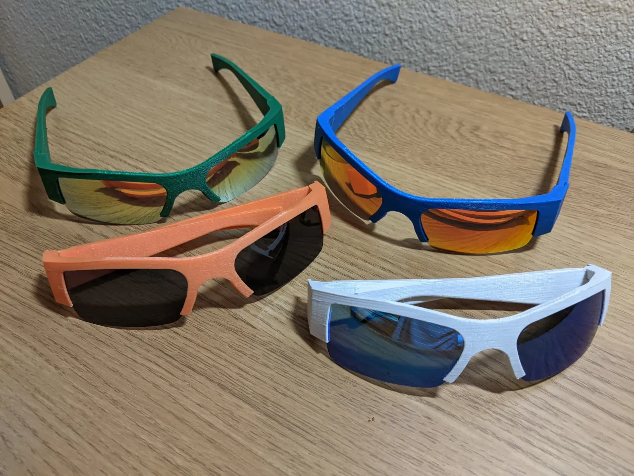 STL file Oakley Sunglasses Display 🕶️・3D print object to download・Cults