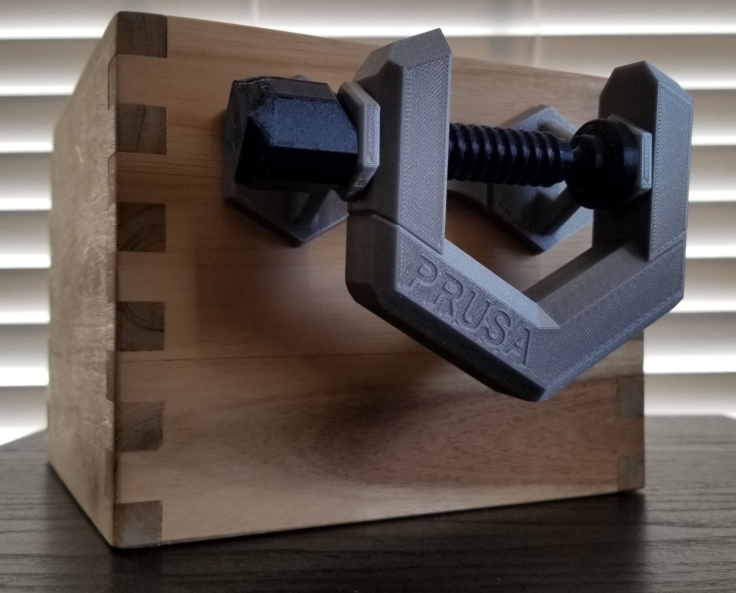 Drawer Pull "Clamp"