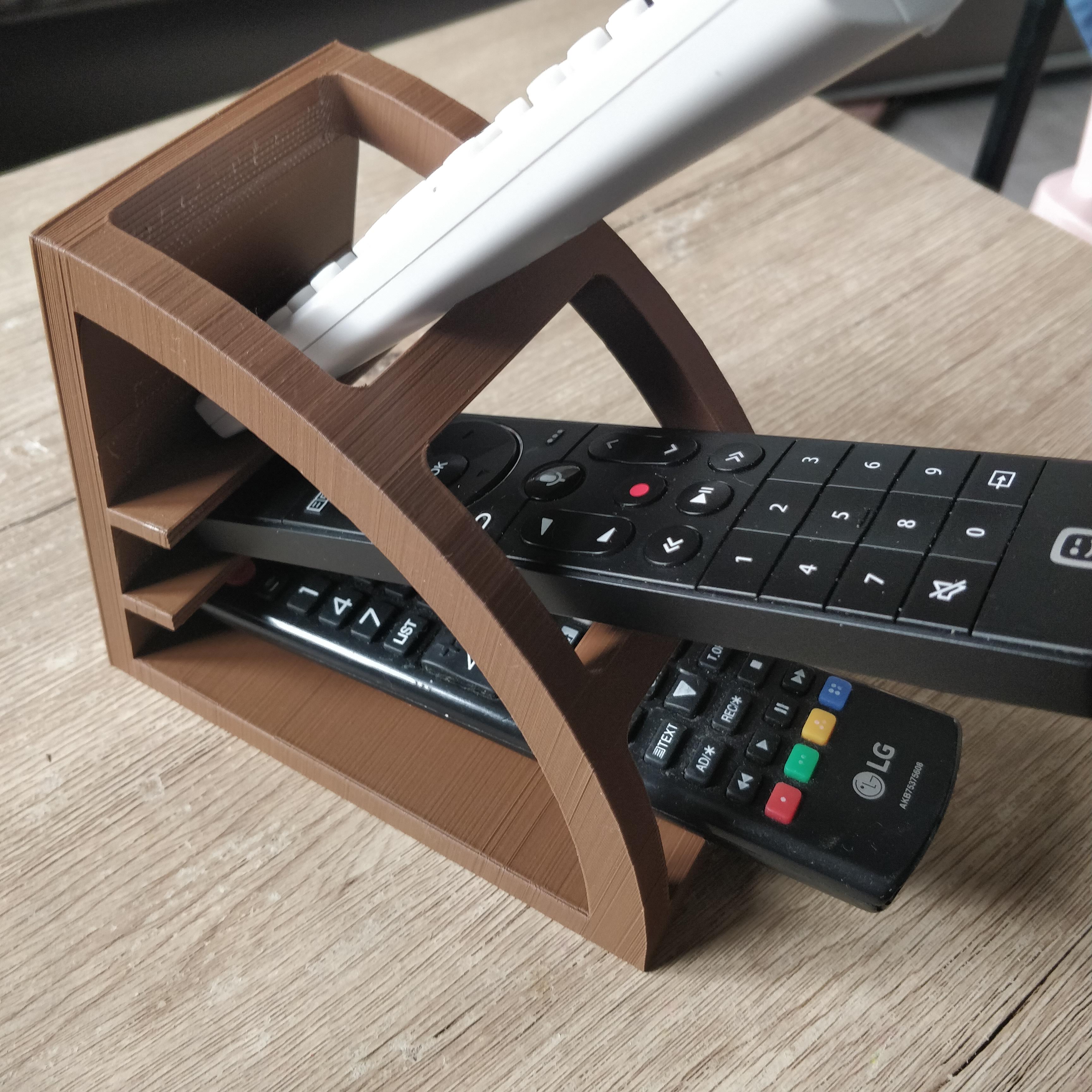 Miniatura 4 do modelo 3D Remote Organizer