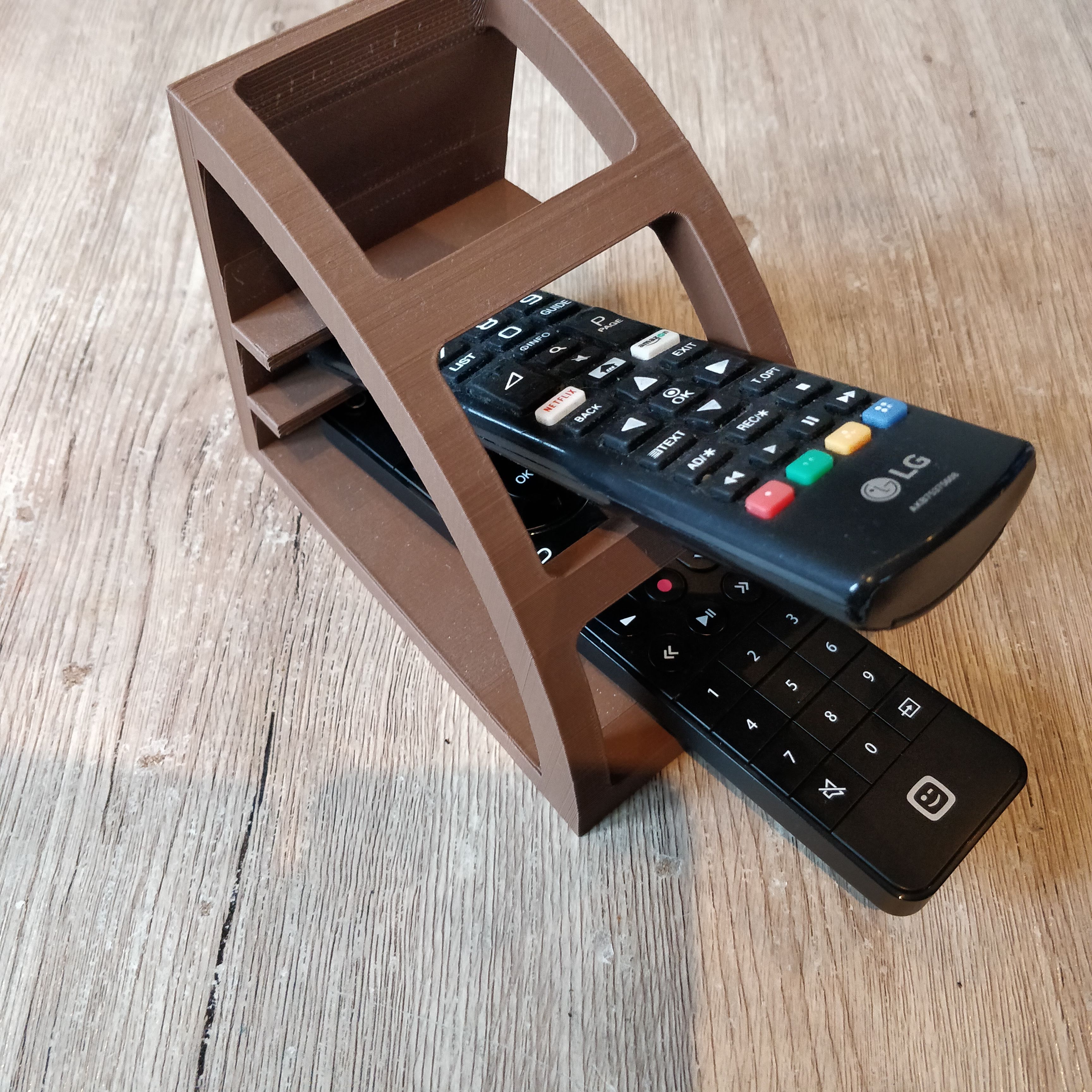 Miniatura 10 do modelo 3D Remote Organizer