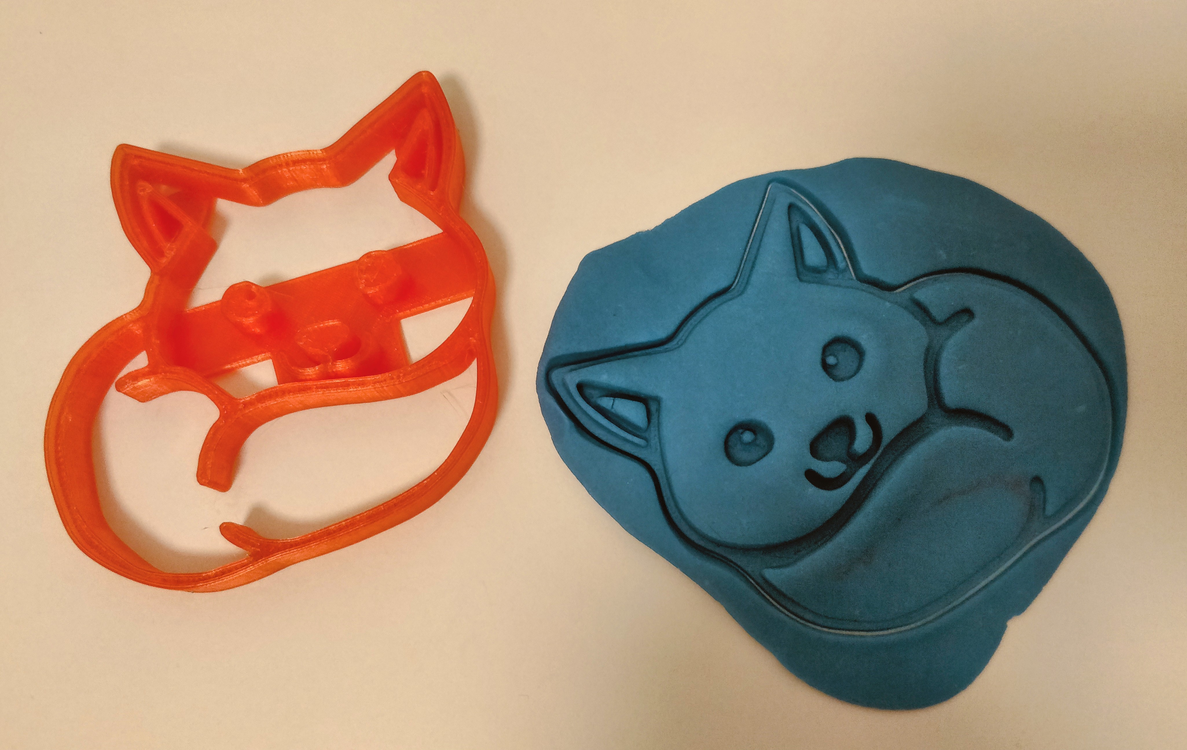 Fox cookie cutter