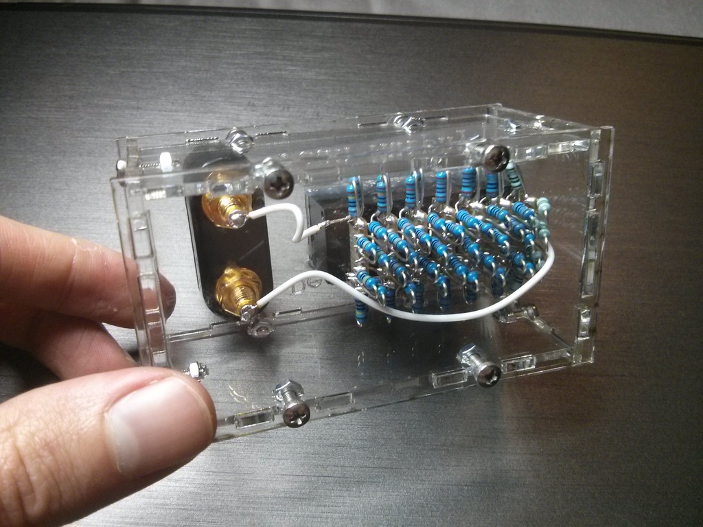 Miniatura 8 do modelo 3D Decade Resistor Box