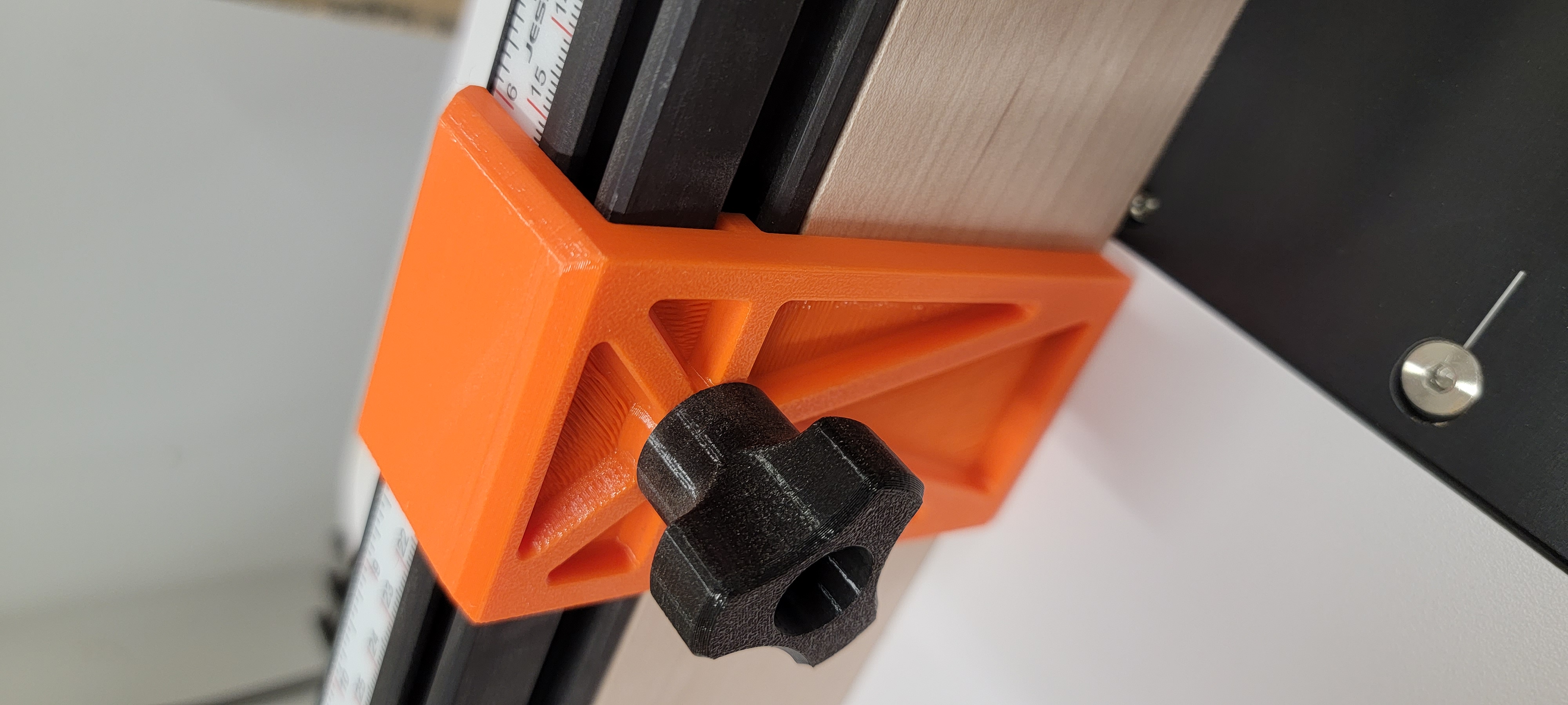 Router Table Fence Stop (JessEm) by Mikek Download free STL model