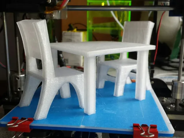 2.5D Simple Chair and Table