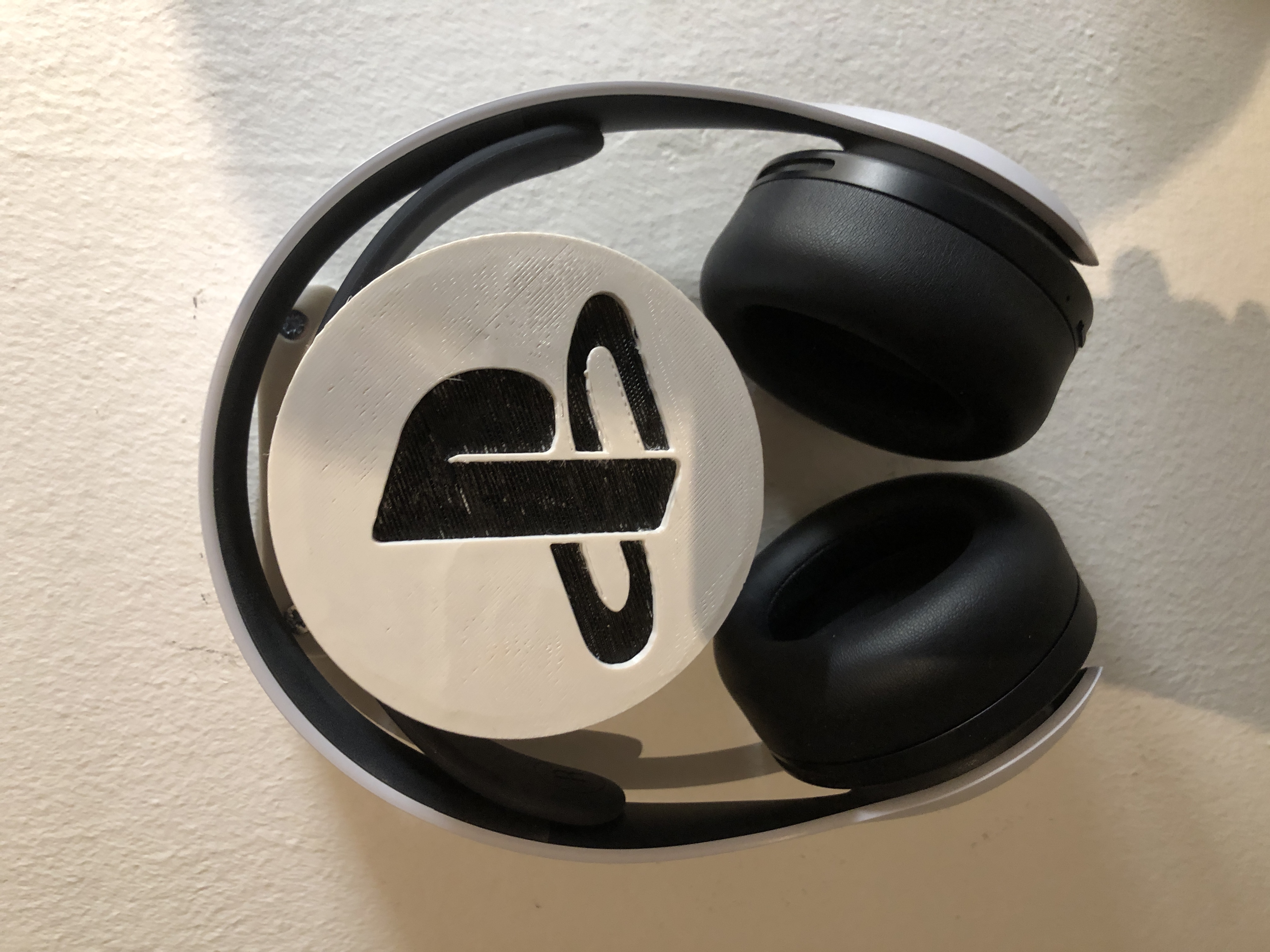 PS5 Pulse Headset holder (or just for any headset) with secret store