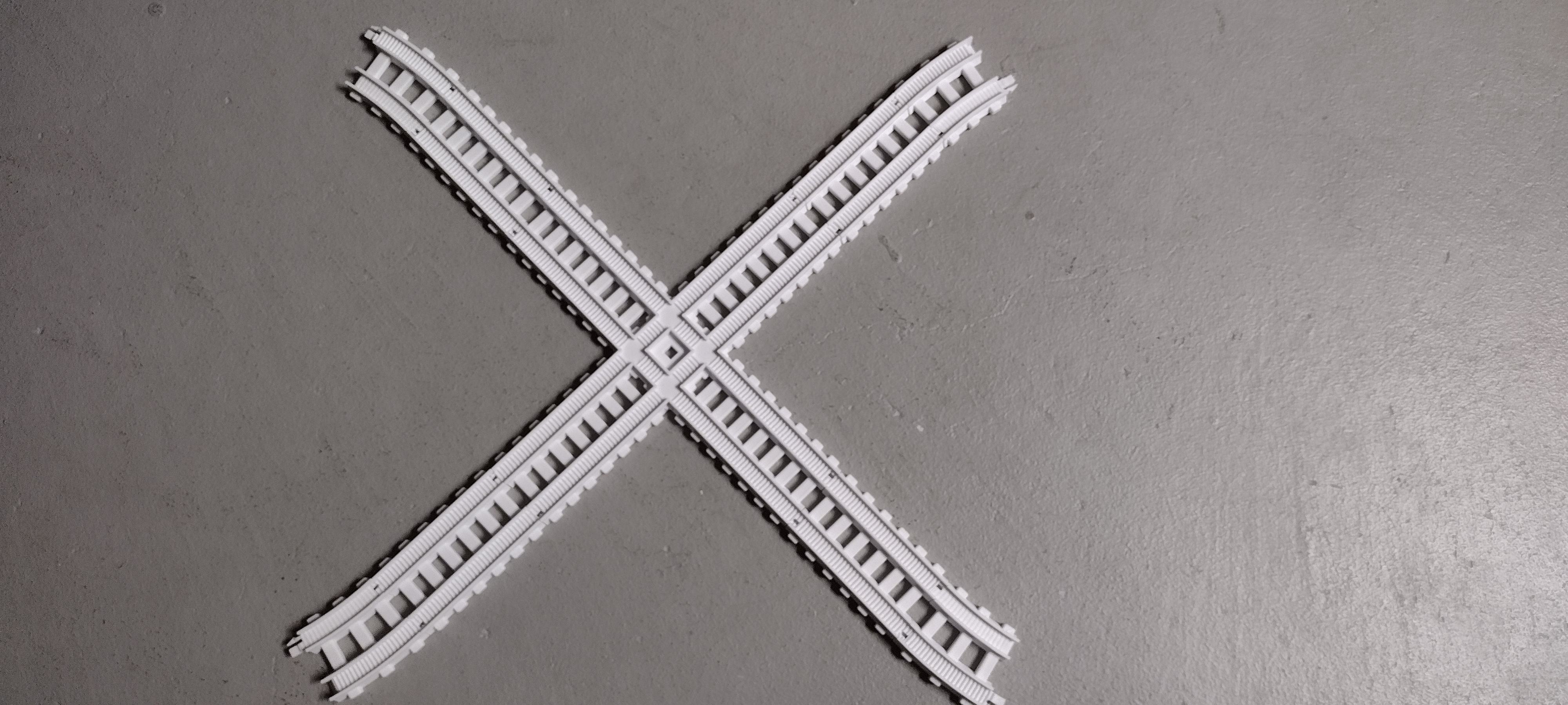 Intersection train track section — miniatura 2