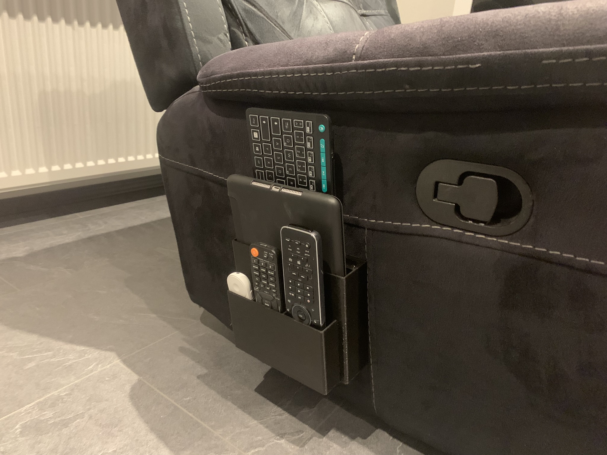 Couch Remote Holder with Ipad and Keyboard support