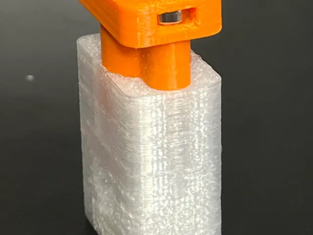 Filament Cutter 45deg with a new top that takes M3 nuts