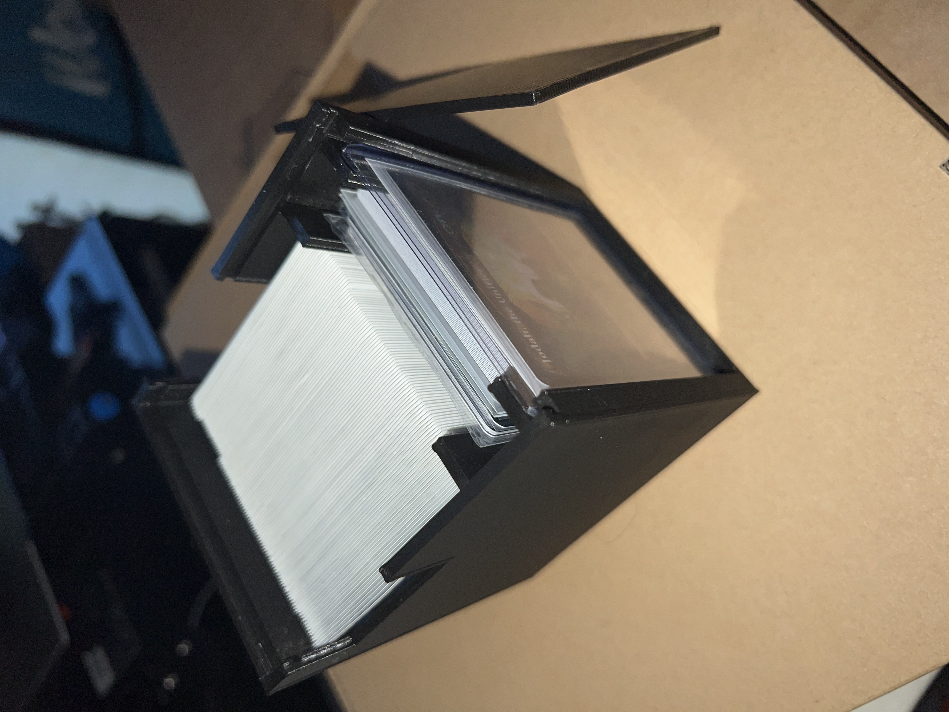 MTG Commander Deckbox, 100+ — miniatura 2