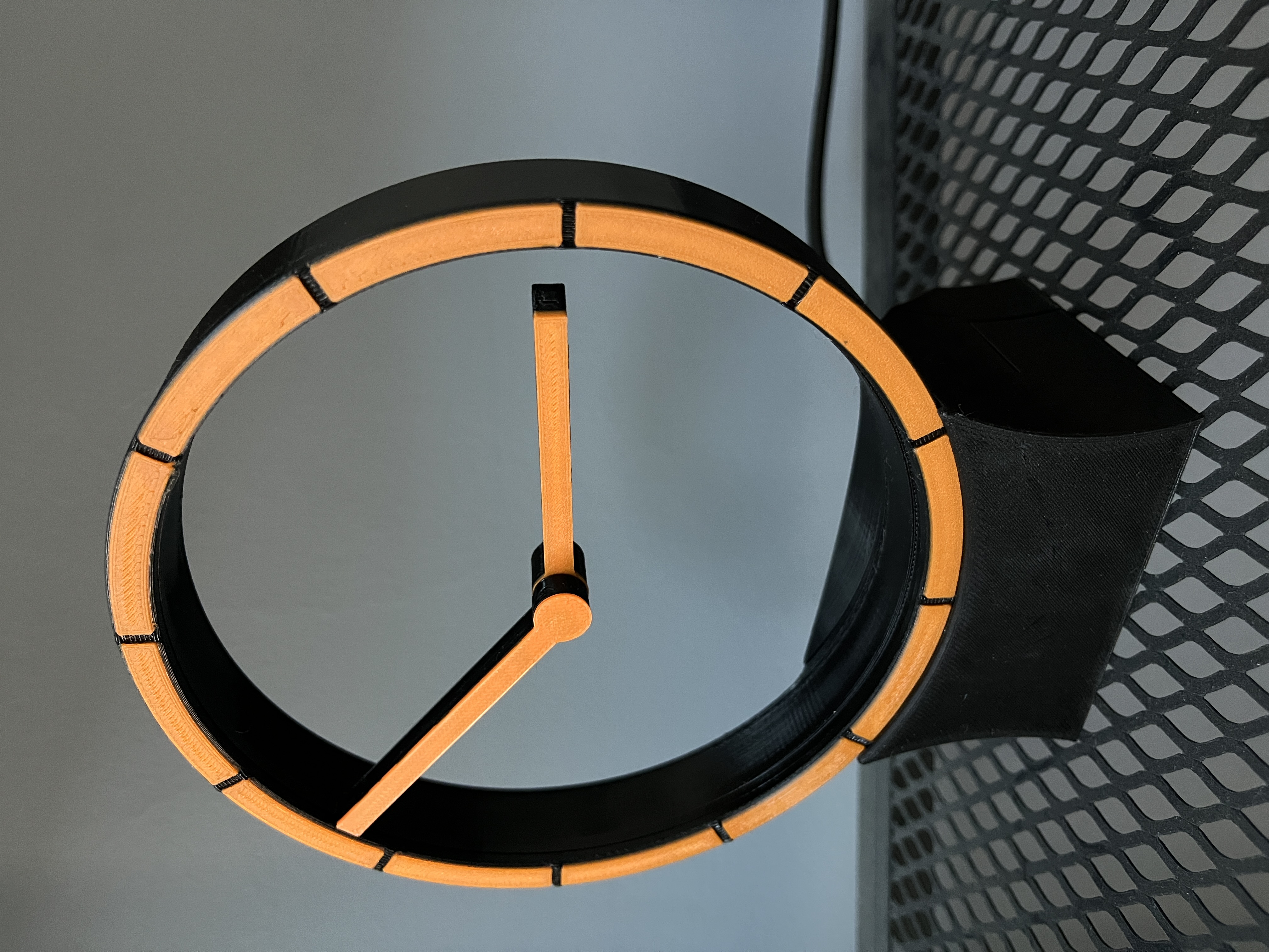 Hollow clock v5 - with Arduino Nano 3D model thumbnail