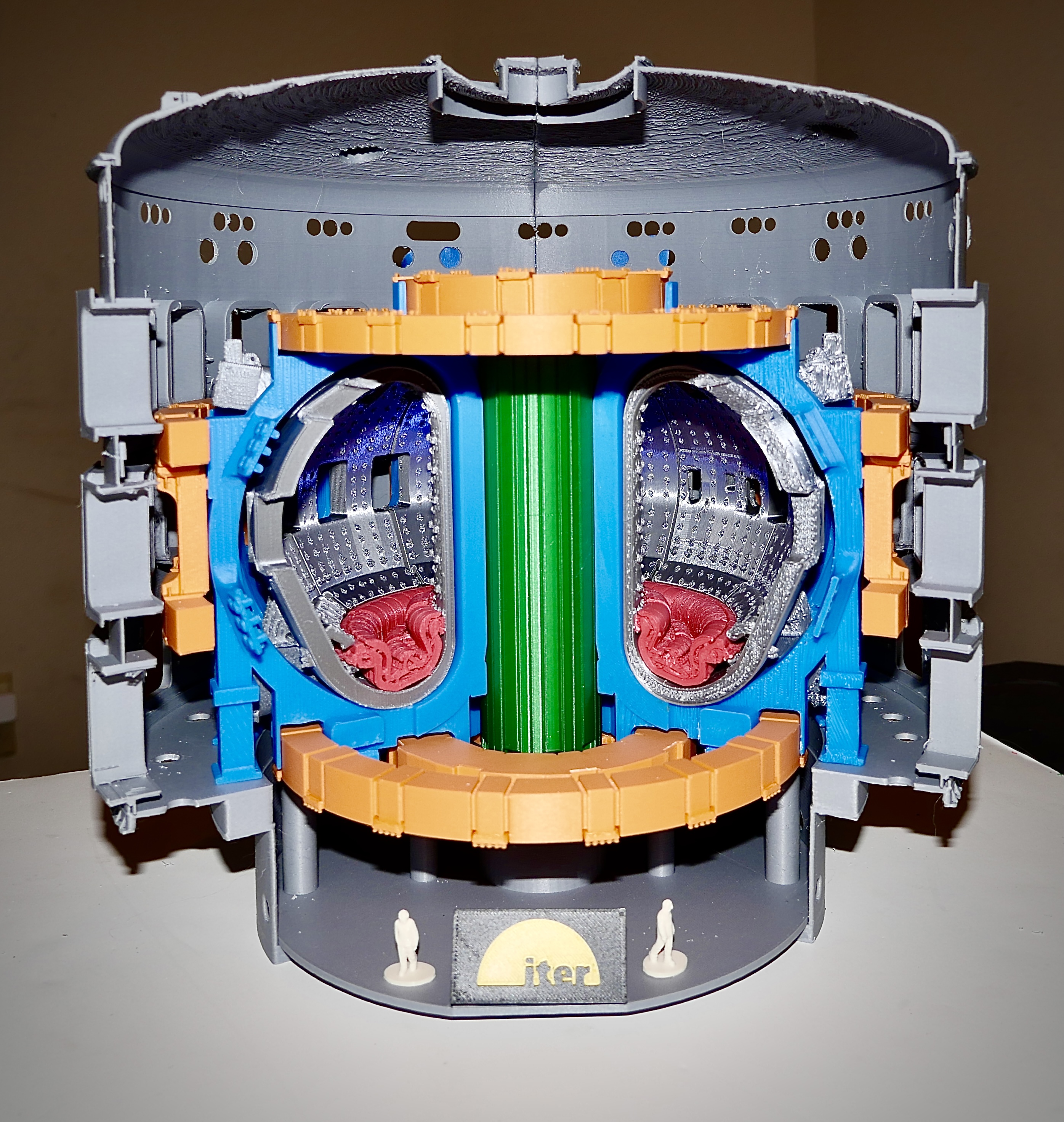 ITER Tokamak 1/100 Scale Model