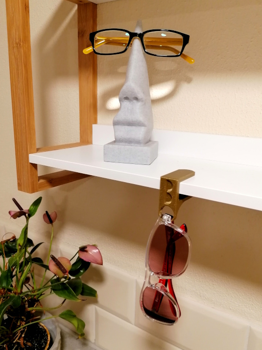 Clip for glasses