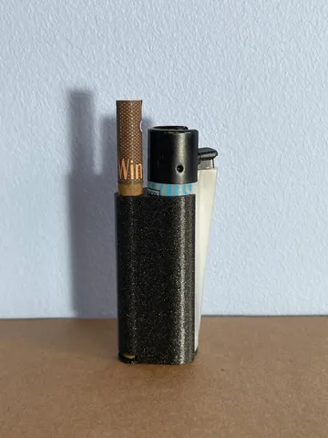 Clipper + cigarette holder (lighter case / lighter holder)