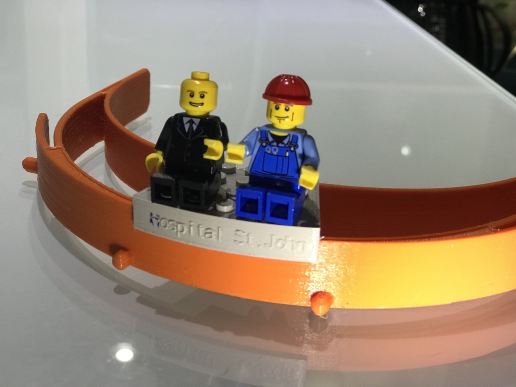 Miniatura 1 do modelo 3D LEGOCompatible Prusa Faceshield Adapter