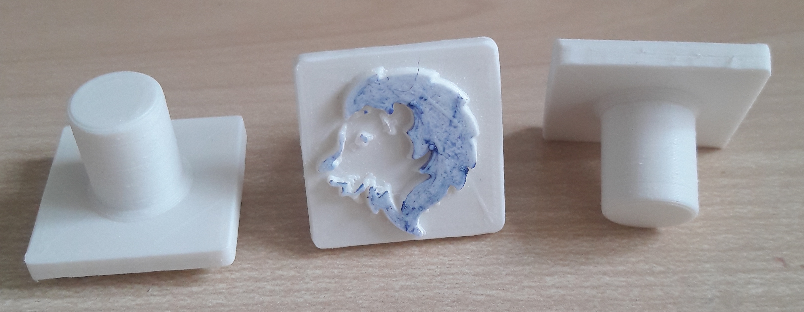 simple stamp with animal motive - lion - to reward the little once