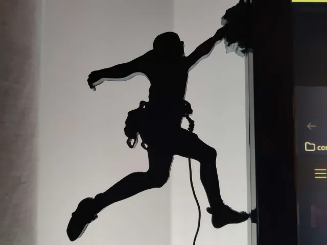 The climber for monitor