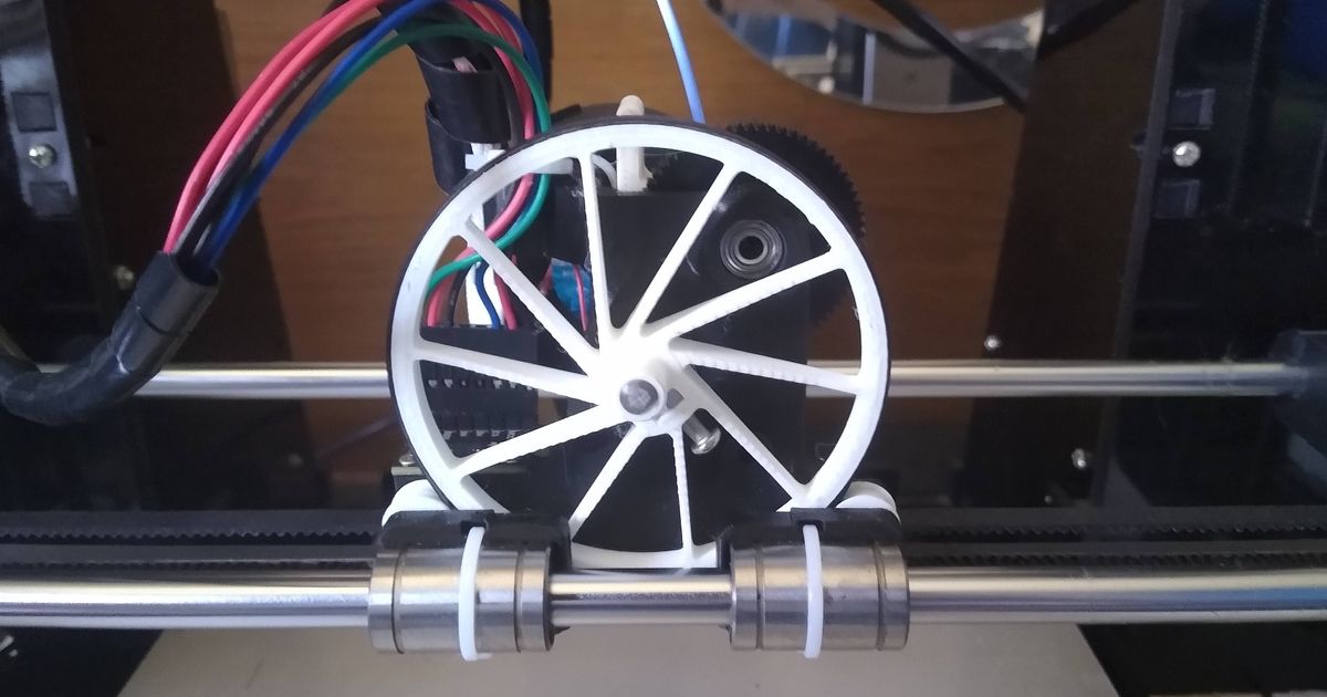 Prototype Belt Driven Remote Direct Drive Extruder Concept by Brien