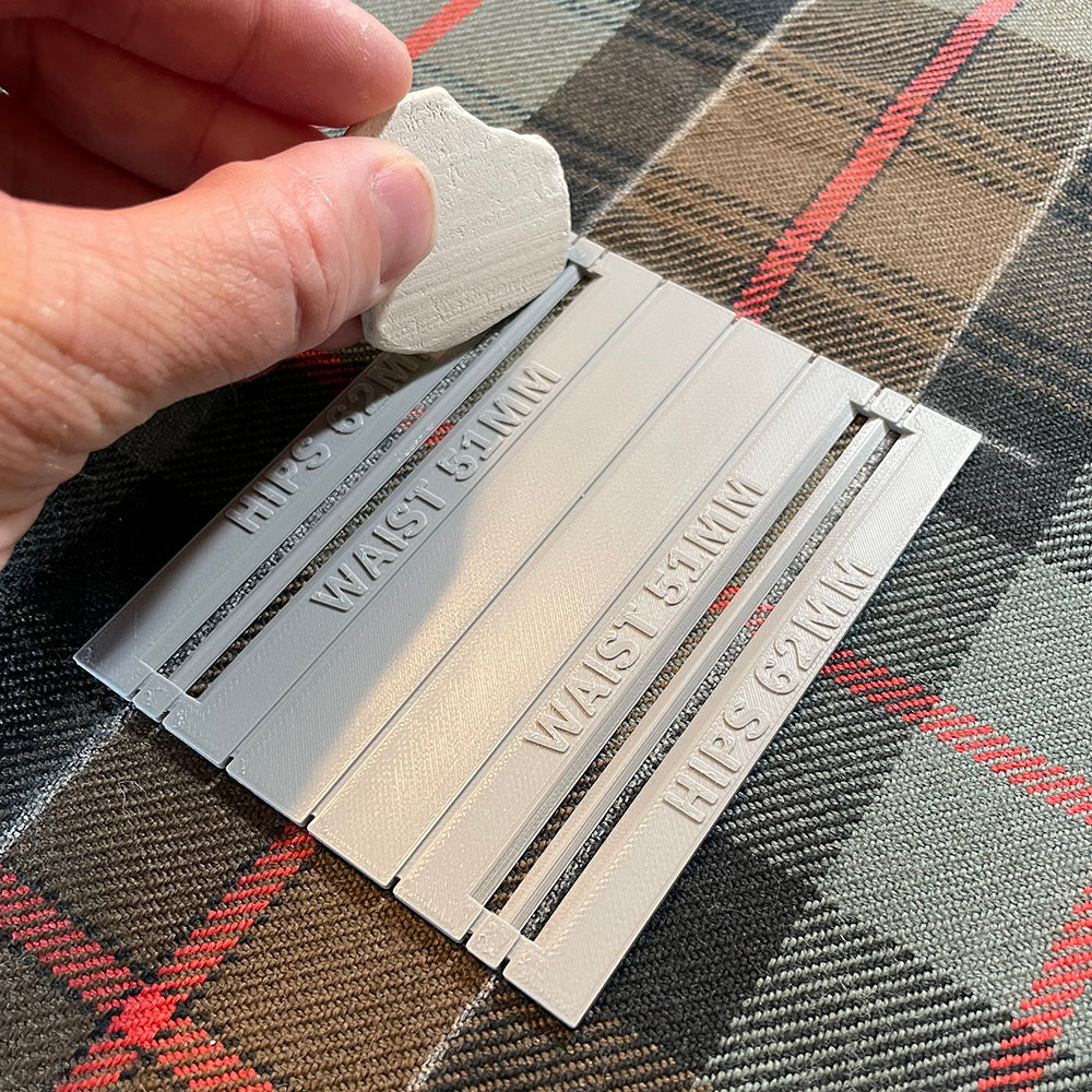 Customizable Box Pleat Jig for Kilt Making