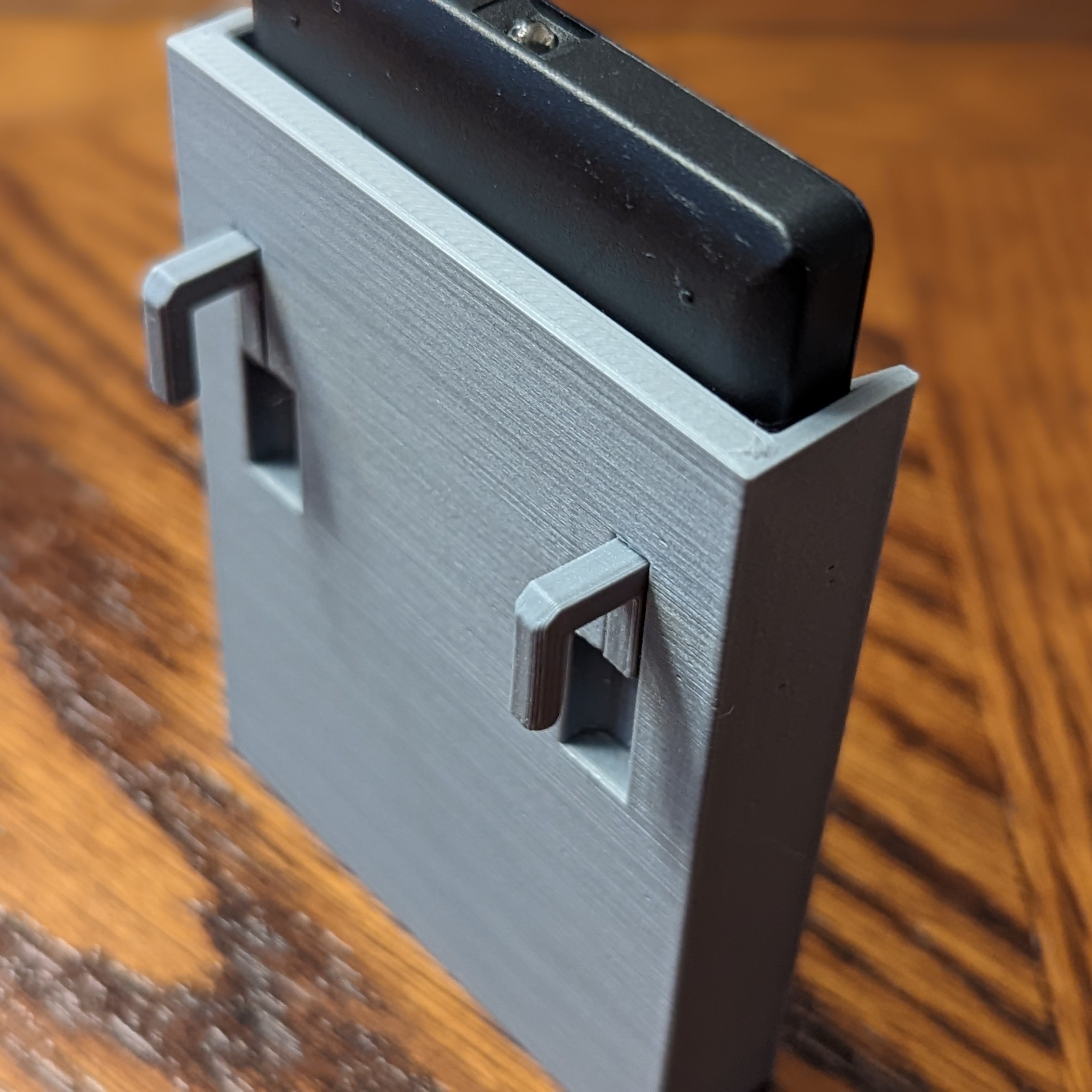 LED remote holder for IKEA SKÅDIS