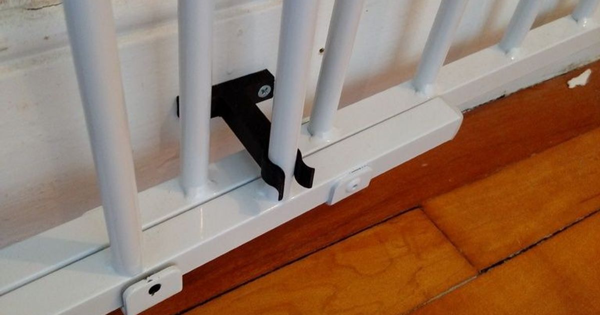 Clip for swinging baby gate by WillL84 | Download free STL model ...