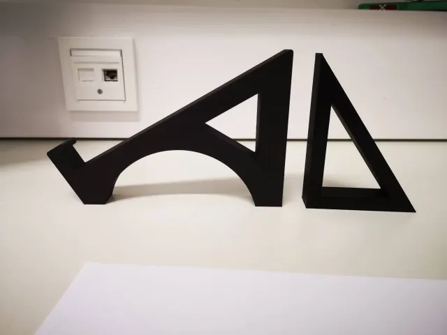 Triangle Support for laptop stand