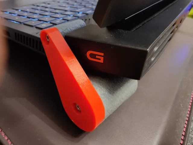 Laptop Riser